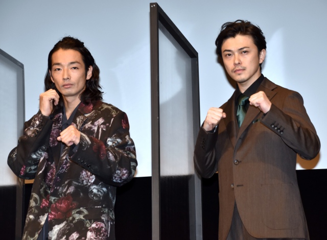 映画『アンダードッグ』の舞台あいさつに出席した(左から)森山未來、勝地涼 (C)ORICON NewS inc.