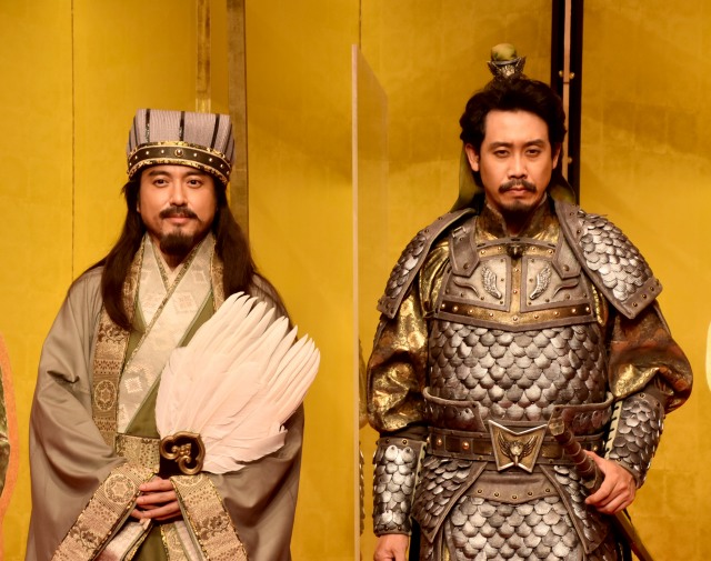異例の呼びかけで笑わせた(左から)ムロツヨシ、大泉洋 (C)ORICON NewS inc.