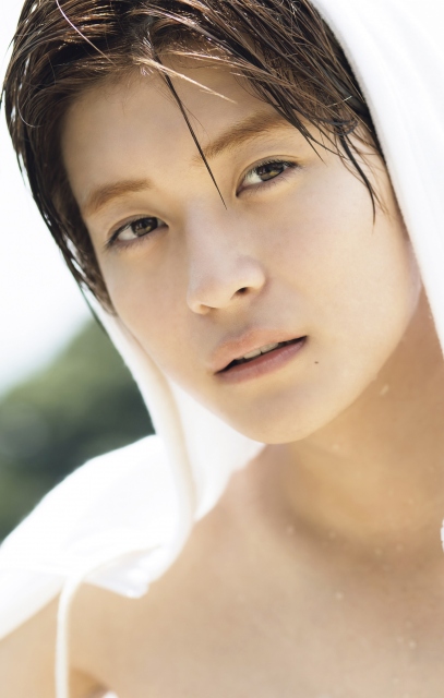 高橋文哉ファースト写真集『架け橋』 の発売が決定