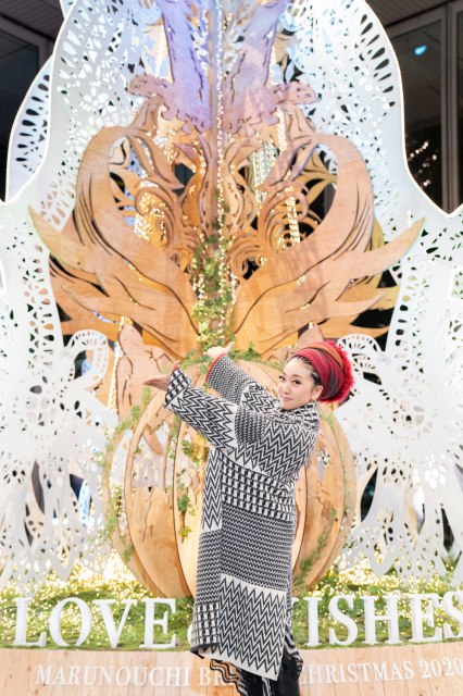 丸の内エリア『Marunouchi Bright Christmas 2020 ~LOVE & WISHES~』クリスマスツリー点灯式に登壇したMISIA (C)Santin Aki