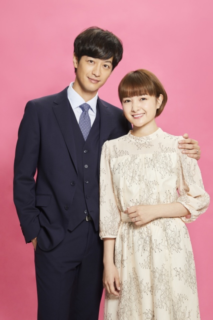 MBSドラマイズム枠『年の差婚』W主演を務める竹財輝之助&葵わかな (C)「年の差婚」 製作委員会・MBS