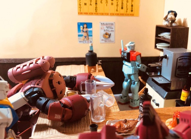 酒処じむや 制作・画像提供/石澤ぐり氏 (C)創通・サンライズ
