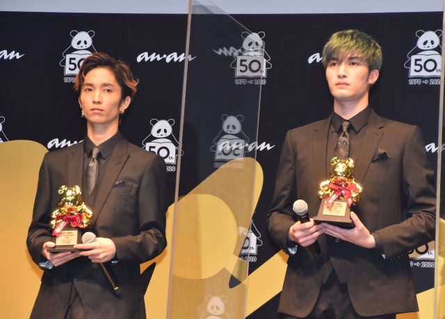 SixTONES(左から)田中樹、ジェシー=『anan AWARD』表彰式 (C)ORICON NewS inc.