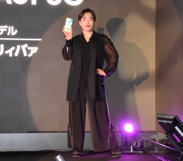 モデルのようなウォーキングを披露したゆりやんレトリィバァ (C)ORICON NewS inc.