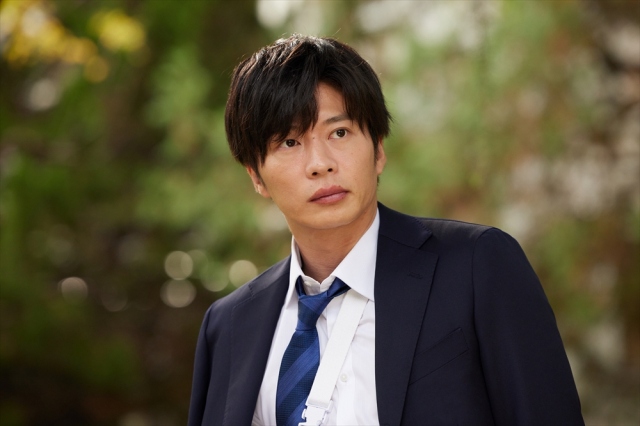 土曜ナイトドラマ『先生を消す方程式。』第3話(11月14日放送)より。主人公の高校教師・義澤経男(田中圭) (C)テレビ朝日