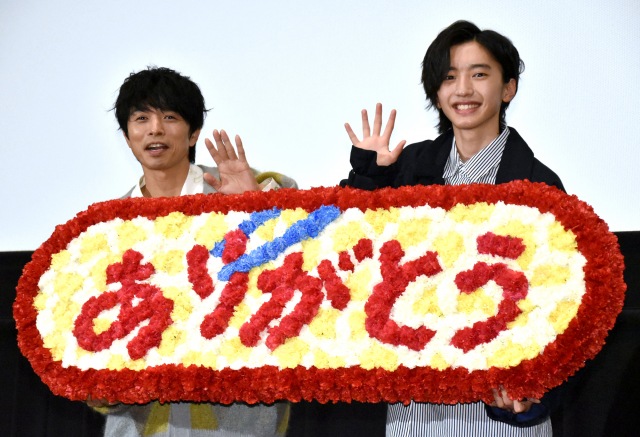 映画『461個のおべんとう』“ありがとう溢れる”舞台あいさつに出席した(左から)井ノ原快彦、道枝駿佑 (C)ORICON NewS inc.