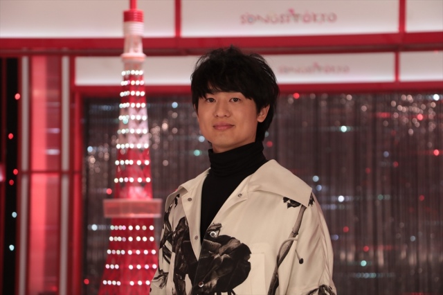 NHKワールド JAPAN(国際放送)と総合テレビで11月放送予定の『SONGS OF TOKYO』(第16回)に出演する尾崎裕哉(C)NHK
