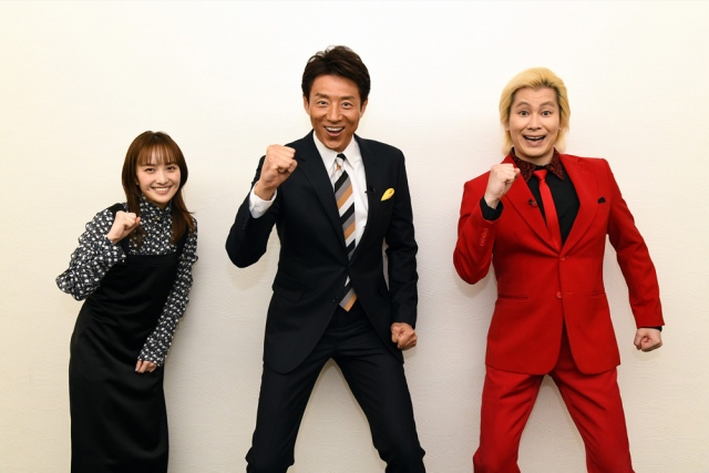 11月22日放送、『松岡修造の崖っぷ地バンザイ!』(左から)百田夏菜子、松岡修造、カズレーザー (C)テレビ朝日