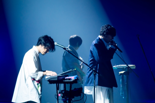 「15th Anniversary Special Concert」のゲネプロを行ったRADWIMPS(Photo by Takeshi Yao)
