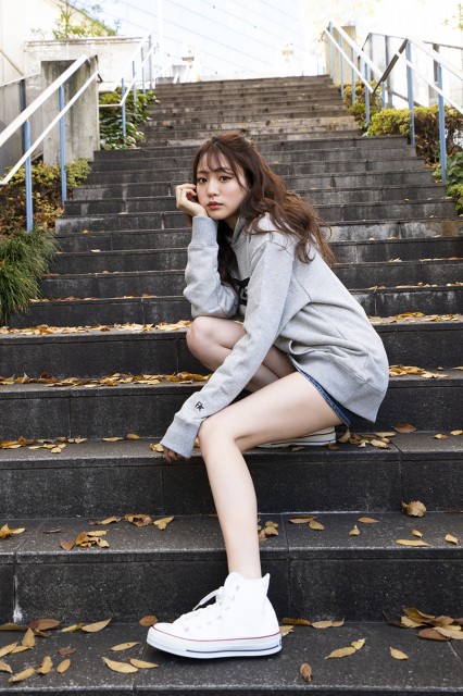 FIDES×FIRSTORDERコラボのビジュアルモデルに起用された志田友美
