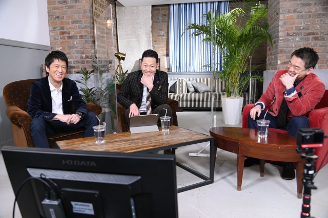 『東野&吉田のほっとけない人』でリモートで松井市長と談笑する(左から)吉田敬、東野幸治、橋下徹氏(C)MBS
