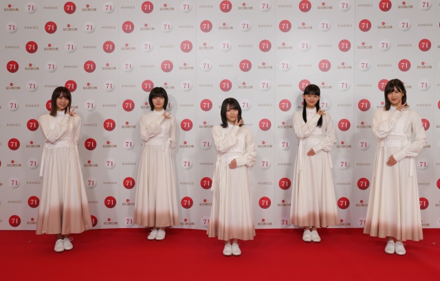 『第71回NHK紅白歌合戦』のリハーサルに参加した櫻坂46(左から)小林由依、藤吉夏鈴、森田ひかる、山崎天、渡邉理佐(C)NHK