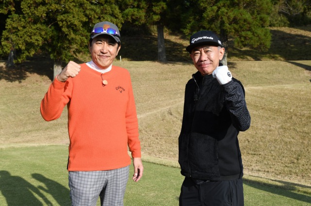 1月2日放送、『夢対決2021 とんねるずのスポーツ王は俺だ‼ 5時間スペシャル』 (左から)石橋貴明、木梨憲武(C)テレビ朝日