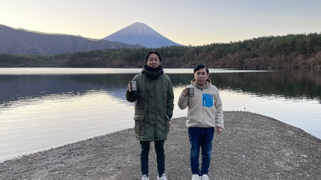 バラエティー特番『ナイナイDAYS 30年の節目に密着してたら岡村さん結婚しちゃったSP』(C)カンテレ