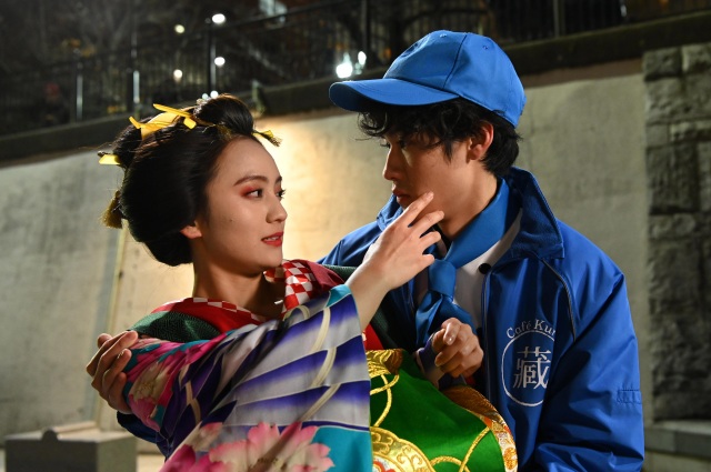 1月期新ドラマ『江戸モアゼル~令和で恋、いたしんす。~』より(左から)岡田結実、葉山奨之 (C)ytv