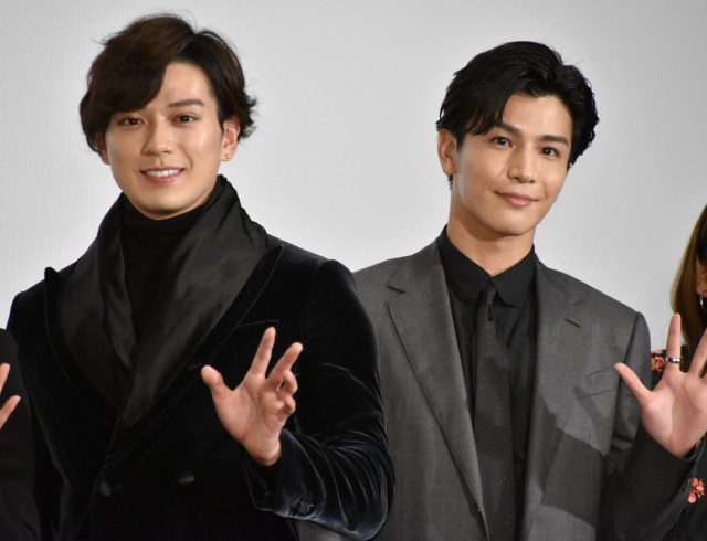 2021年の抱負を語った(左から)新田真剣佑、岩田剛典 (C)ORICON NewS inc.