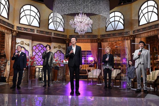 1月11日放送、『3秒聴けば誰でもわかる名曲ベスト100 第9弾』一夜限りの「前川清&クール・フォー」(左から)徳光和夫、DAIGO、前川清、鬼龍院翔、テリー伊藤 (C)テレビ東京