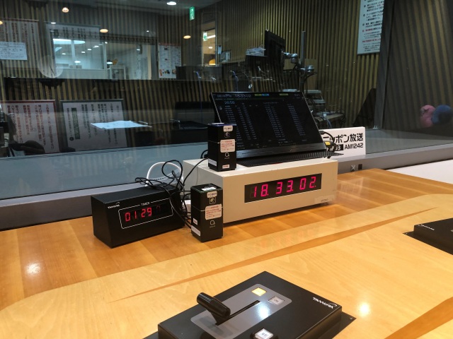 ニッポン放送のブース内に設置されたオゾン発生器(C)ニッポン放送