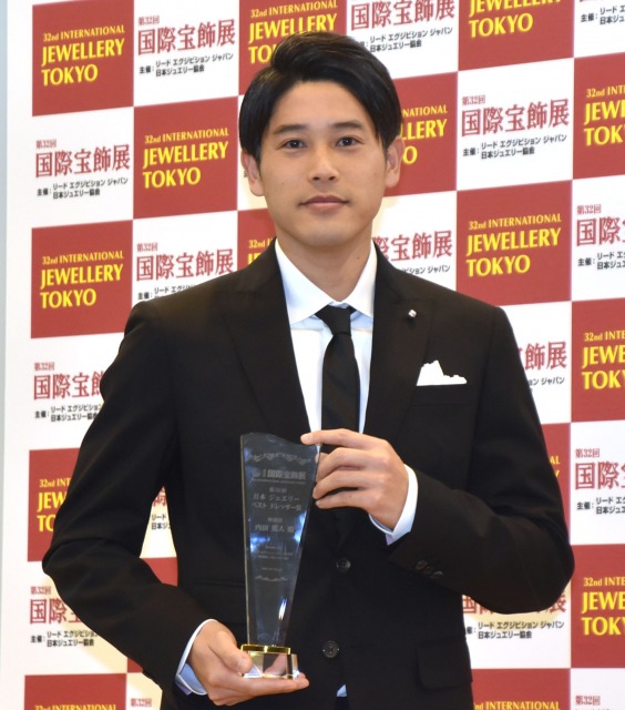 『第32回 日本ジュエリー ベストドレッサー賞』の特別賞部門に選出された内田篤人 (C)ORICON NewS inc.
