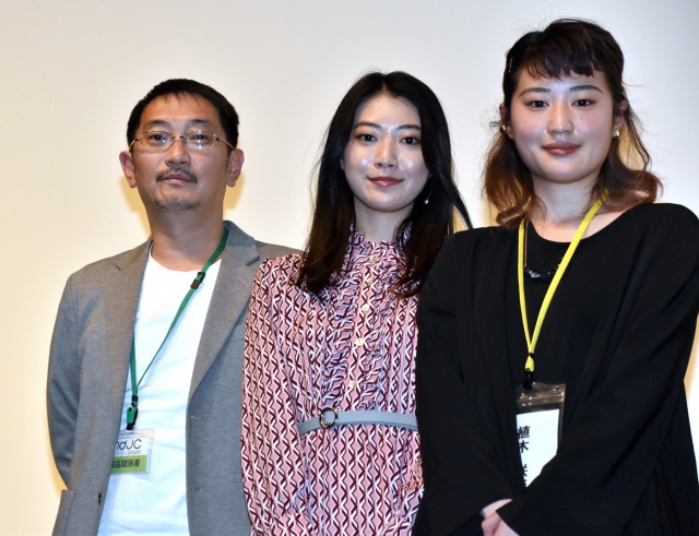 (左から)今里真、安田聖愛、植木咲楽監督 (C)ORICON NewS inc.