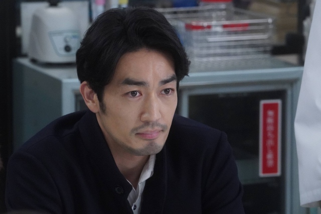 『監察医 朝顔』の第13話でエンバーマー役を務める大谷亮平