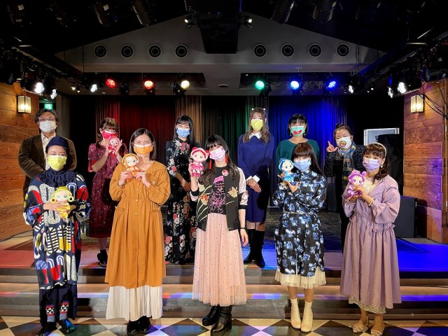 「おジャ魔女どれみをさがして~プチ感謝祭~」(前列左から)宮原永海、秋谷智子、千葉千恵巳、松岡由貴、宍戸留美(後列左から)佐藤順一監督、石毛佐和、氷青、高村めぐみ、永澤菜教、関弘美プロデューサー (C)東映アニメーション