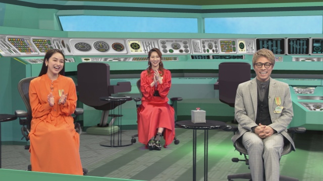 『未来王2030』に出演する(左から)平祐奈、ファーストサマーウイカ、田村淳(C)NHK
