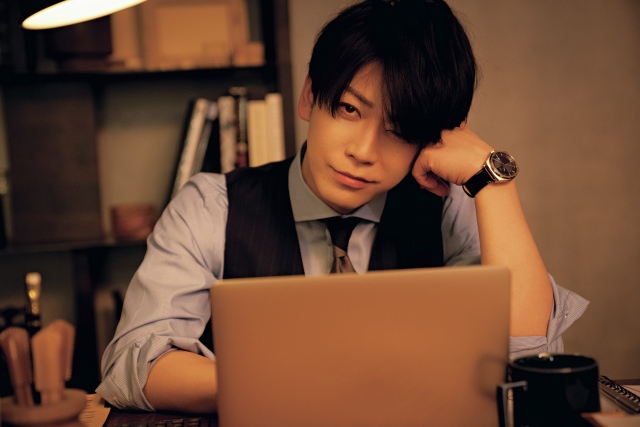 『Oggi4月号』に登場するKAT-TUN・亀梨和也 (C)小学館