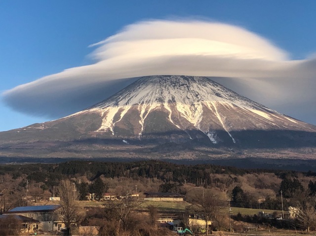 39万いいねを集めた”凄すぎて言葉にならない”富士山 写真提供:橋向真さん