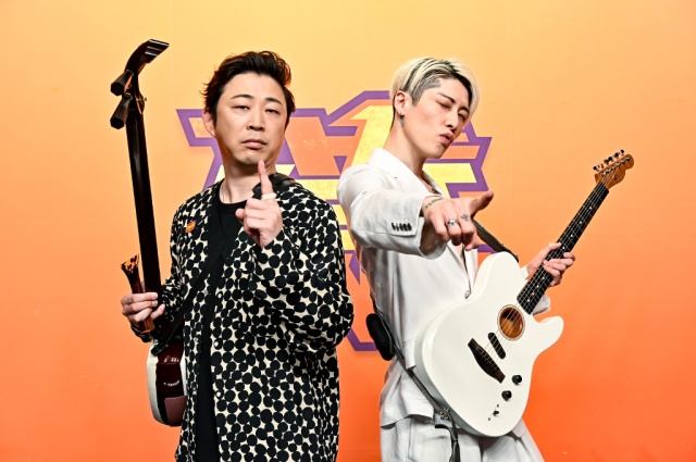 『ザ・ベストワン』第4弾に出演する(左から)上妻宏光、MIYAVI (C)TBS