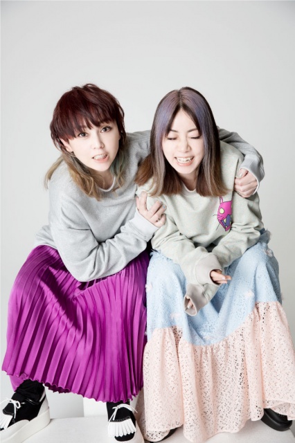 PUFFY(左から)吉村由美、大貫亜美
