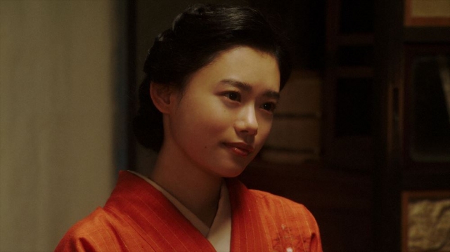 寛治と話しをする千代(杉咲花)=連続テレビ小説『おちょやん』第16週・第80回より (C)NHK