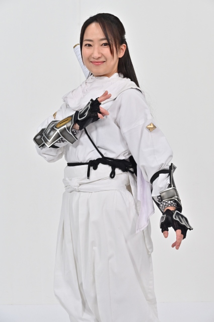 『ゼンカイジャー』スピンオフに登場する『カクレンジャー』鶴姫役だった広瀬仁美(C)2021 「『機界戦隊ゼンカイジャー』スピンオフ ゼンカイレッド大紹介!」製作委員会 (C)2021 テレビ朝日・東映AG・東映