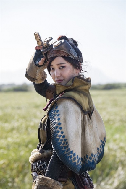 『映画モンスターハンター』(公開中)受付嬢・山崎紘菜 (C) Constantin Film Verleih GmbH