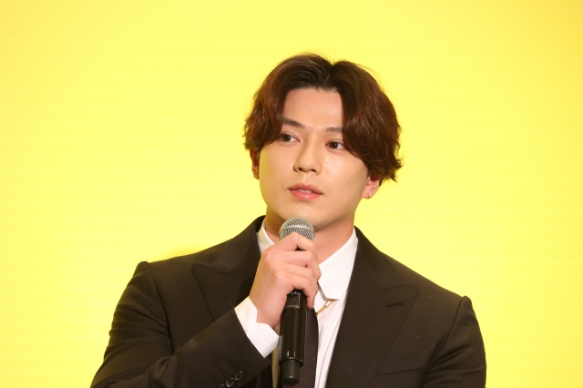 フジテレビ系月9ドラマ『イチケイのカラス』リモート記者発表会に出席した新田真剣佑 (C)フジテレビ