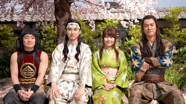 卒業生に「卒業お祝いムービー」をサプライズした三太郎とかぐちゃん