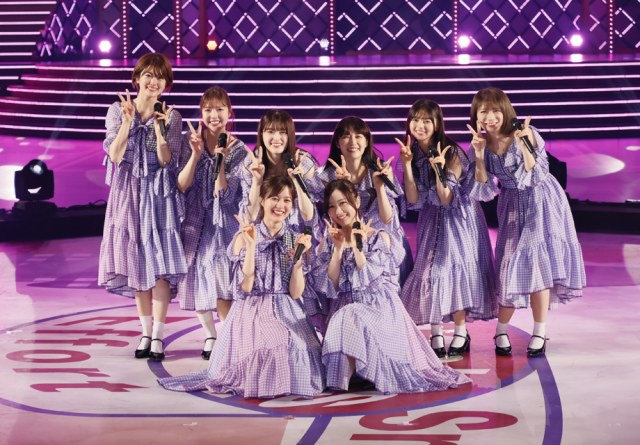 乃木坂46の1期生8人(前列左から)生田絵梨花、星野みなみ (後列左から)樋口日奈、和田まあや、松村沙友理、高山一実、齋藤飛鳥、秋元真夏