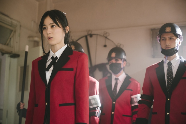 『賭ケグルイ双(ツイン)』より生田絵梨花の場面写真が解禁(C)河本ほむら・尚村透・斎木桂/SQUARE ENIX(C)2021 ドラマ「賭ケグルイ双」製作委員会