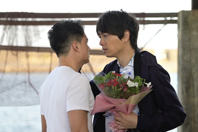 テレビ朝日系ドラマスペシャル『殴り愛、炎』に出演する(左から)市原隼人、山崎育三郎(C)テレビ朝日