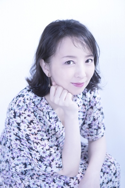 新婚の高橋由美子が6月27日に聖地・日本青年館でデビュー30周年記念ライブを開催