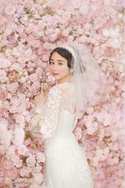 『ゼクシィ』6月号表紙を飾る13代目CMガールの堀田真由