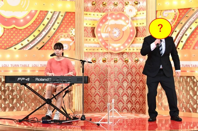18日放送のバラエティー『爆笑!ターンテーブル』にYouTuber・社畜系ニートkame、初の顔出し出演 まなまるとコラボ(C)TBS