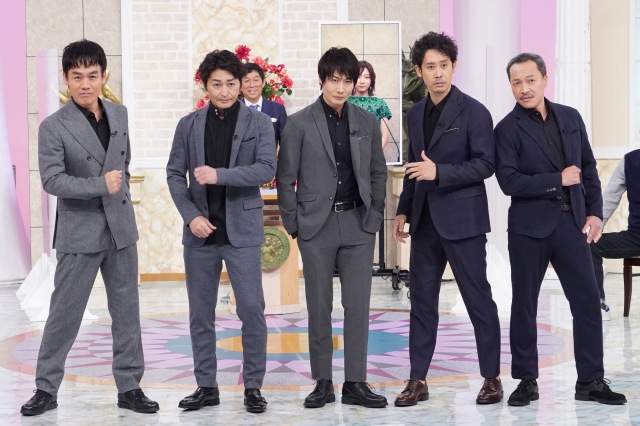 『行列のできる法律相談所』に5人そろって初登場するTEAM NACS(C)日本テレビ