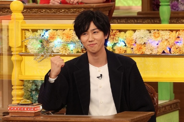 20日放送『今夜はナゾトレ 豪華芸能人24名が大集結ディズニークイズ祭りSP』に出演する阿部亮平(Snow Man) (C)フジテレビ