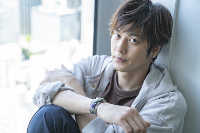 新ドラマ『結婚できないにはワケがある。』で人形愛好者のエリート課長を演じている速水もこみち (C)oricon ME inc.