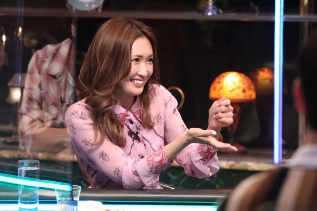 4月30日放送のバラエティー『人志松本の酒のツマミになる話』に出演する紗栄子(C)フジテレビ