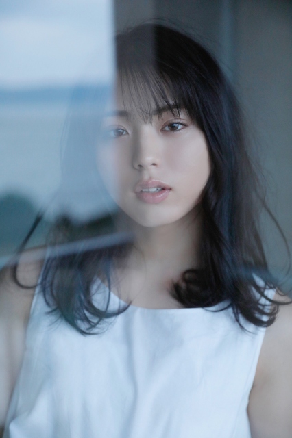 井手上漠フォトエッセイ『normal?』のアザーカット 撮影/三宮幹史