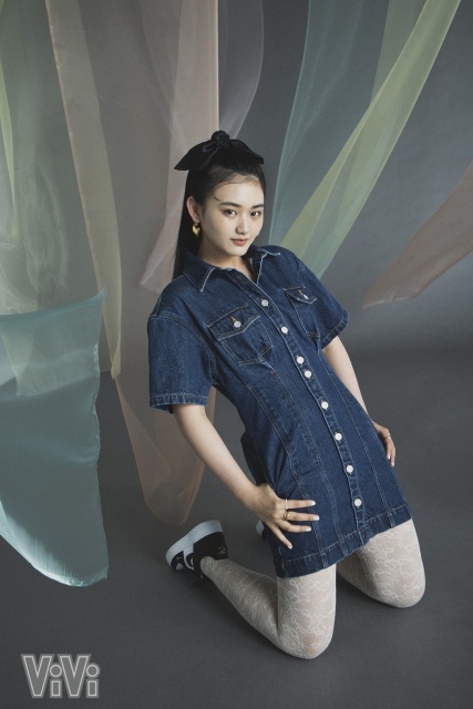 『ViVi』7月号に登場する櫻坂46・山崎天