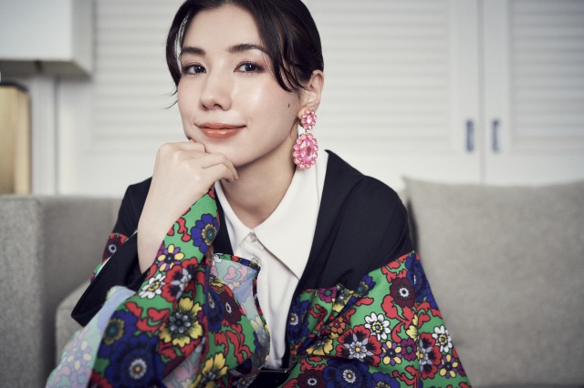 映画『はるヲうるひと』に出演する仲里依紗 写真/TsubasaTsutsui ヘアメイク/mayu スタイリング/黒瀬結以