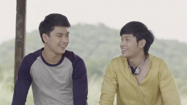 タイBLドラマ『He's Coming To Me~清明節、彼は僕のお墓の隣にやって来た』(C)GMM TV COMPANY LIMITED, All rights reserved. 提供:アジア・リパブリック13周年